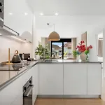 Apartment Vivi Homes - Bay - Pool - Gym - Big Terrace