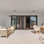 Vivi Homes - Bay - Pool - Gym - Big Terrace