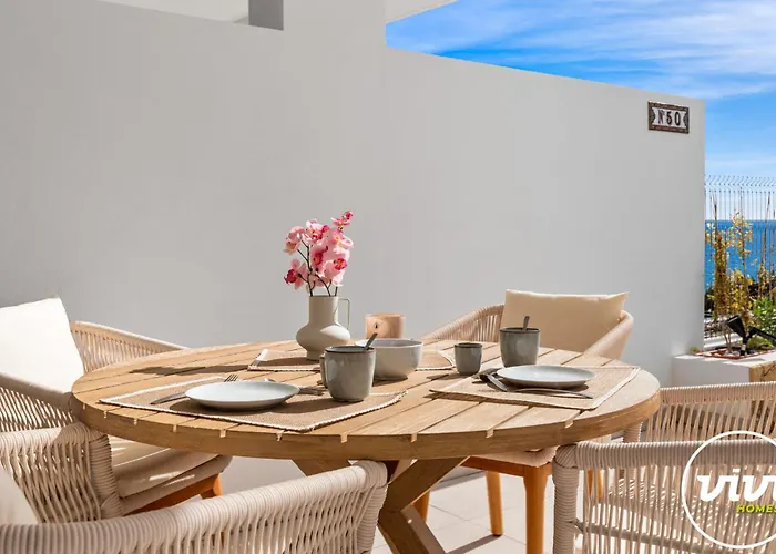 Vivi Homes - Bay - Pool - Gym - Big Terrace Apartment Fuengirola